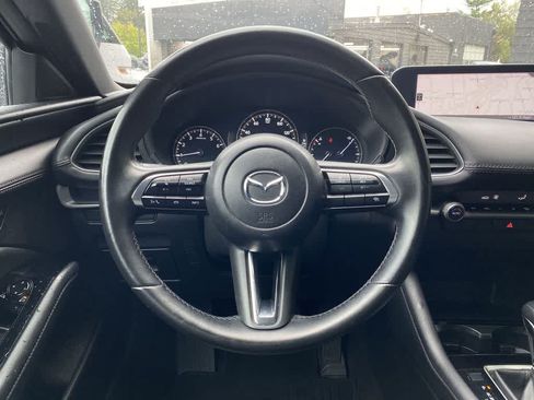 Used 2024 MAZDA MAZDA3 s FWD image 19