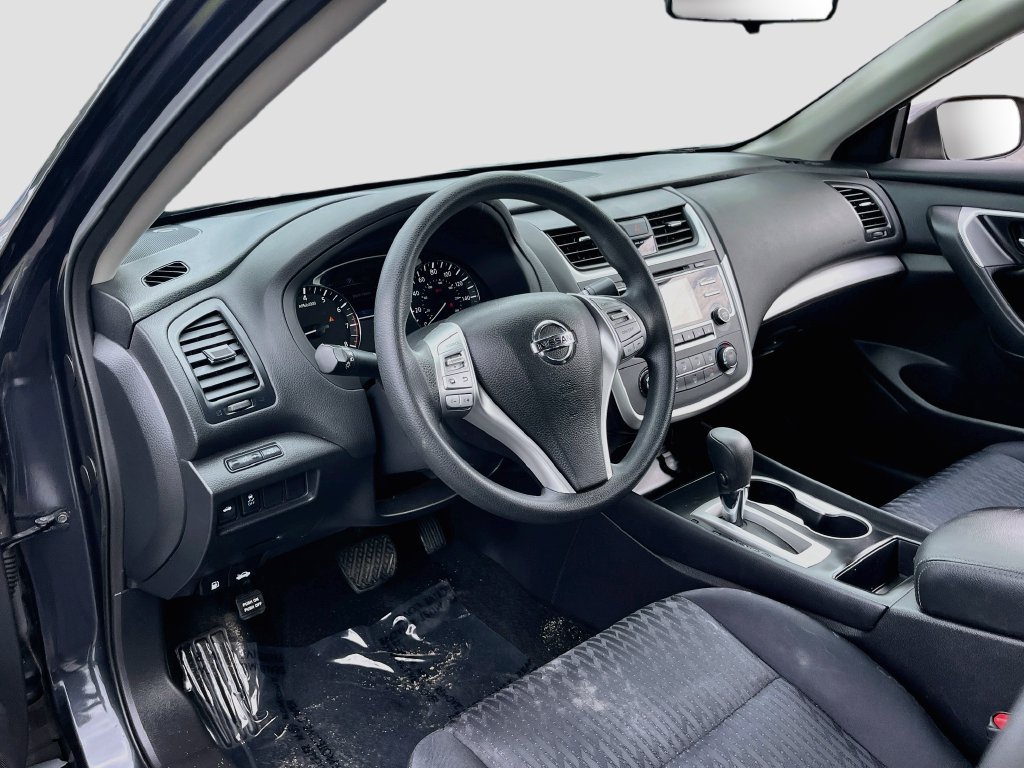 Used 2018 Nissan Altima 2.5 S w/ S Convenience Package FWD image 9