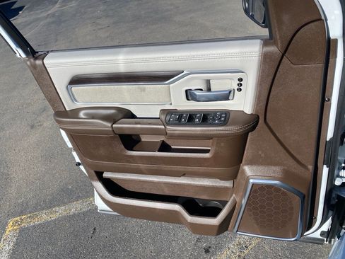 Used 2025 RAM 2500 Laramie image 22