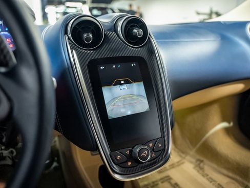 Used 2017 McLaren 570S Coupe image 44