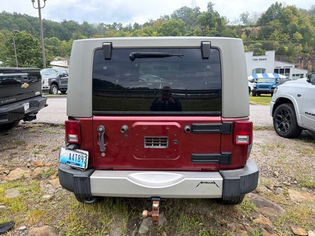 Used 2010 Jeep Wrangler Sahara AWD/4WD image 5