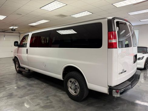 Used 2019 Chevrolet Express 3500 LT w/ LT Preferred Equipment Group RWD image 10