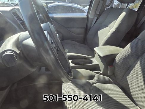 Used 2018 Nissan Frontier SV w/ Value Truck Package image 9