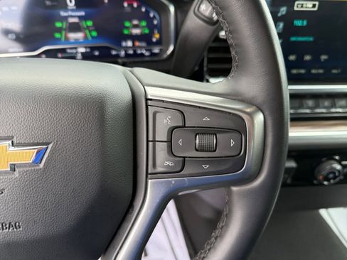 Used 2024 Chevrolet Silverado 3500 LT image 20