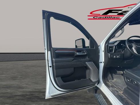 Used 2024 GMC Sierra 3500 Denali w/ Denali Reserve Package image 24