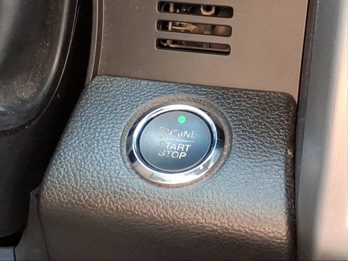 Used 2017 Ford F250 Platinum w/ Platinum Ultimate Package image 11