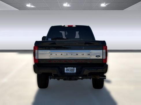 Used 2017 Ford F250 Platinum w/ Platinum Ultimate Package image 10
