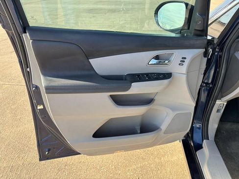 Used 2014 Honda Odyssey Touring image 13