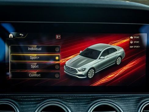 Used 2021 Mercedes-Benz E 350 Sedan w/ Premium Package image 29