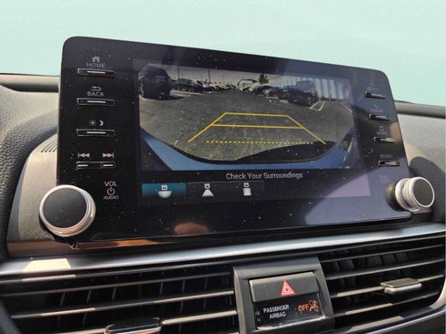 Used 2022 Honda Accord LX image 25