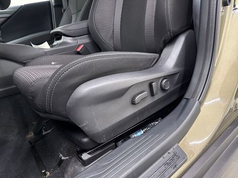 Certified 2025 Subaru Outback Premium w/ Popular Package #1A image 12