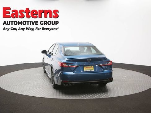 Used 2025 Toyota Camry SE FWD image 37