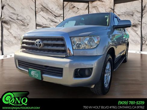 Used 2008 Toyota Sequoia SR5 image 1