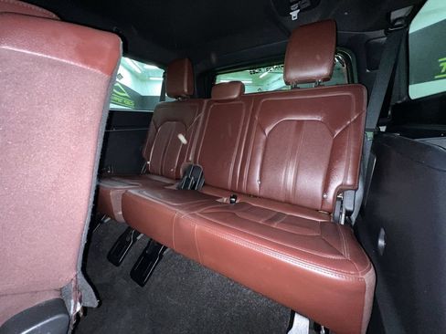 Used 2022 Ford Expedition Max Limited AWD/4WD image 29