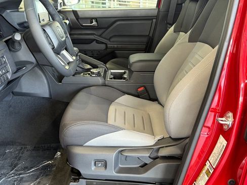 New 2025 Toyota Tacoma TRD Off-Road image 18