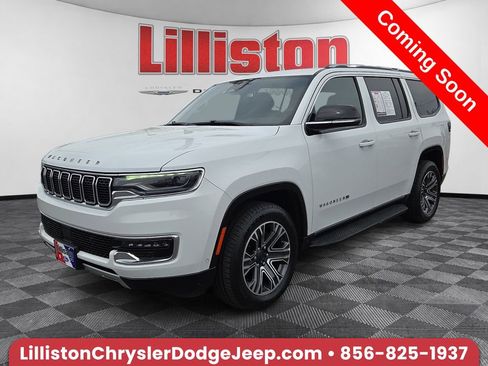 Used 2024 Jeep Wagoneer Series II AWD/4WD image 1
