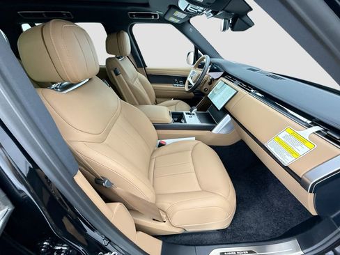 New 2026 Land Rover Range Rover Long Wheelbase SE AWD/4WD image 19