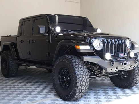 Used 2021 Jeep Gladiator Rubicon AWD/4WD image 6
