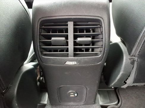 Certified 2022 Ford Escape SEL image 29