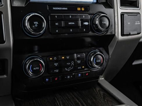 Used 2020 Ford F250 Lariat image 29