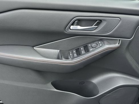 New 2026 Nissan Rogue SV w/ Rock Creek Premium Package AWD/4WD image 19