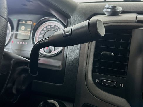 Used 2018 RAM 2500 Tradesman w/ Chrome Appearance Group image 16