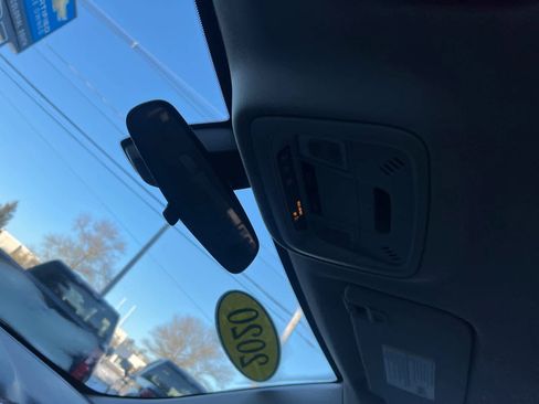 Certified 2020 Chevrolet Traverse LT image 26