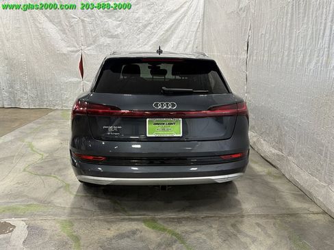 Used 2019 Audi e-tron Premium Plus AWD/4WD image 20