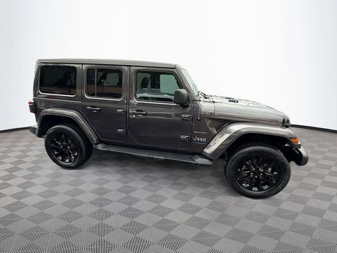 Used 2021 Jeep Wrangler Unlimited Sahara w/ Cold Weather Group AWD/4WD image 5