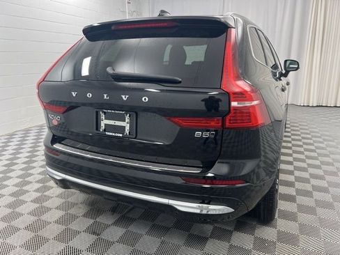 Used 2023 Volvo XC60 B5 Plus image 6
