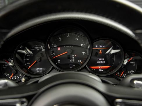 Certified 2018 Porsche 911 Carrera T RWD image 28