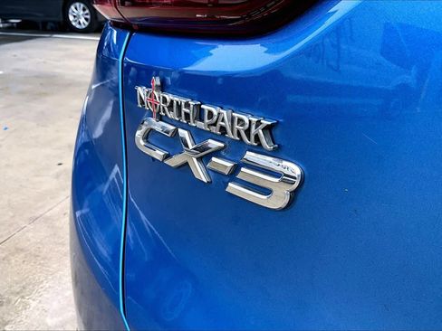 Used 2017 MAZDA CX-3 Touring w/ Premium Package image 9