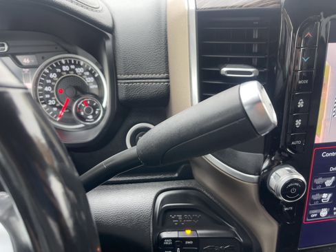 Used 2020 RAM 2500 Laramie image 36