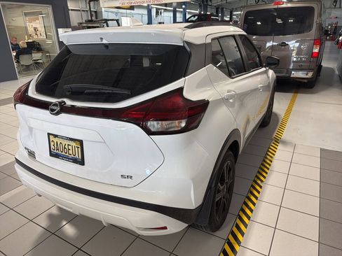 Used 2024 Nissan Kicks SR FWD image 4