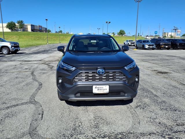 Used 2022 Toyota RAV4 Limited AWD/4WD image 3
