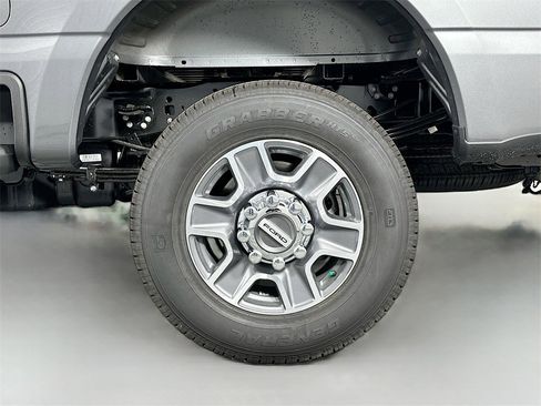 New 2026 Ford F350 Lariat image 31