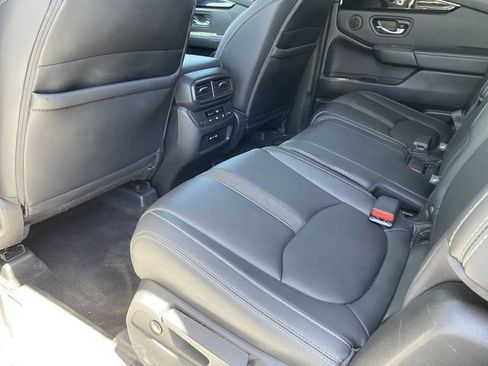 Certified 2025 Honda Pilot Touring image 15