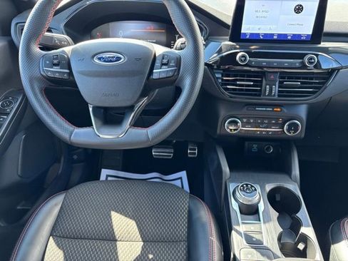 Used 2023 Ford Escape ST-Line image 17