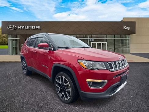 Used 2018 Jeep Compass Limited w/ Navigation Group image 3
