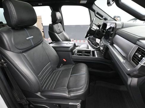 Used 2025 Ford F250 Platinum w/ FX4 Off-Road Package image 52