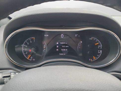 Used 2017 Jeep Grand Cherokee Laredo w/ Quick Order Package 23E image 14