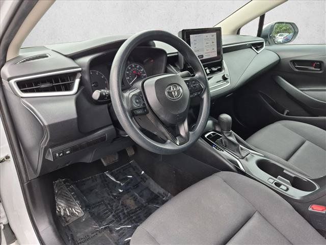 Used 2024 Toyota Corolla LE FWD image 10