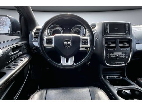 Used 2018 Dodge Grand Caravan GT FWD image 8