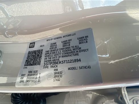 New 2026 GMC Canyon Elevation w/ Convenience Package image 24