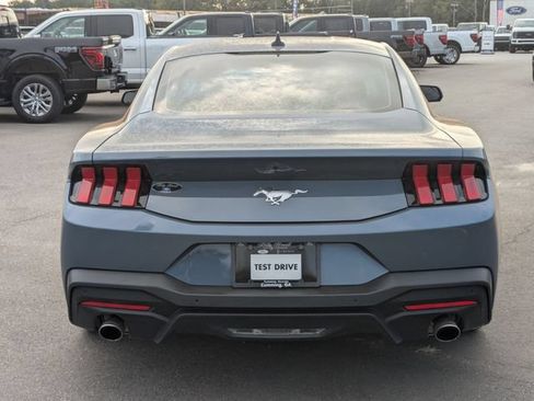 Certified 2025 Ford Mustang Coupe RWD image 4