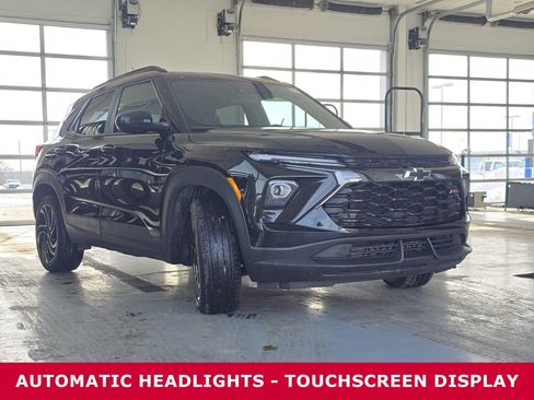 Used 2024 Chevrolet TrailBlazer RS image 3
