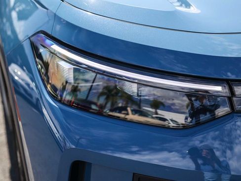 New 2026 Volkswagen Tiguan SE image 14