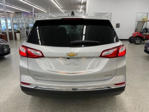 Used 2021 Chevrolet Equinox LT w/ Driver Convenience Package AWD/4WD image 6