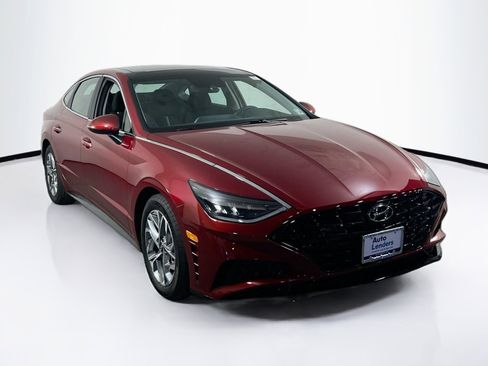 Used 2023 Hyundai Sonata SEL w/ Convenience Package image 3