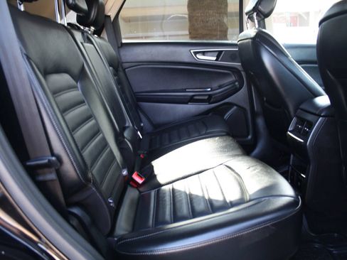Used 2016 Ford Edge SEL w/ Equipment Group 201A FWD image 22